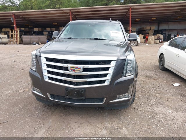 45522785 :رقم المزاد ، 1GYS4MKJ1FR601023 vin ، 2015 Cadillac Escalade Luxury مزاد بيع
