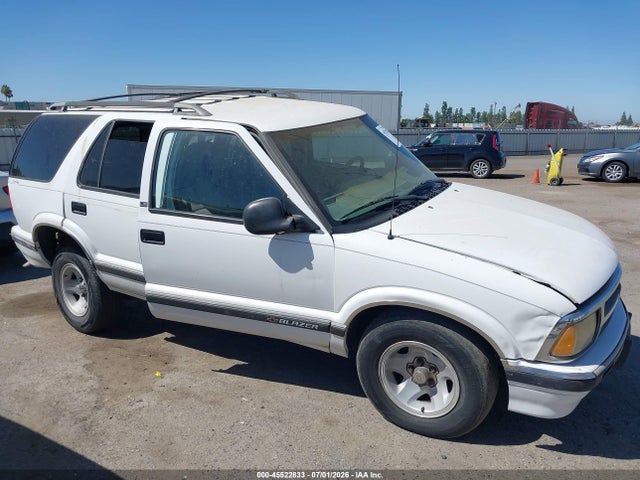 Продажа на аукционе авто 1997 Chevrolet Blazer Ls, vin: 1GNCS13W0V2194318, номер лота: 45522833