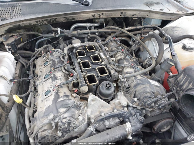 2C3CCAKG5JH228999 Chrysler 300 Limited Awd