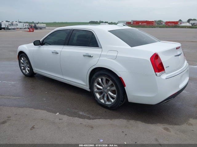 2C3CCAKG5JH228999 Chrysler 300 Limited Awd