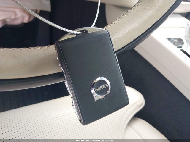 Продажа на аукционе авто 2022 Volvo Xc60 B5 Inscription, vin: YV4L12DL8N1002474, номер лота: 45522883