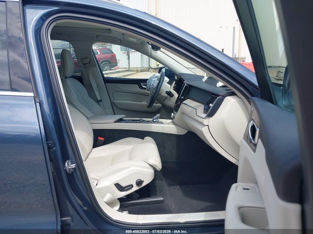 Продажа на аукционе авто 2022 Volvo Xc60 B5 Inscription, vin: YV4L12DL8N1002474, номер лота: 45522883