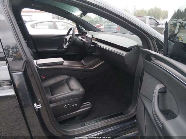 Продажа на аукционе авто 2023 Tesla Model X Dual Motor All-wheel Drive/standard Range, vin: 7SAXCBE55PF429493, номер лота: 45522897