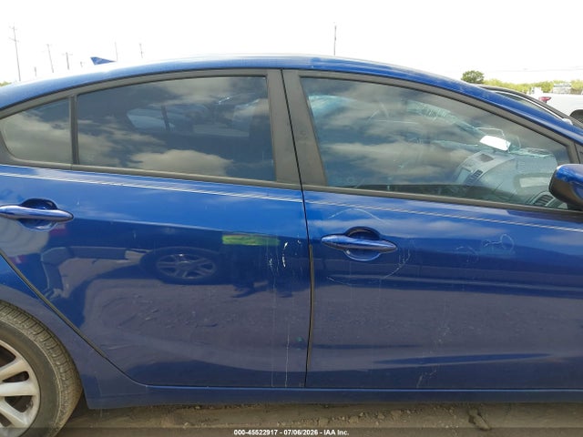 3KPFL4A73HE140132 KIA FORTE S