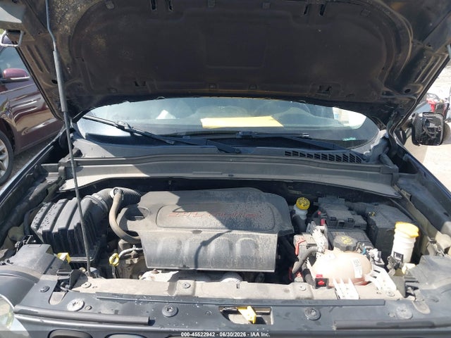 45522942 :رقم المزاد ، ZACCJBBT6FPB83730 vin ، 2015 Jeep Renegade Latitude مزاد بيع