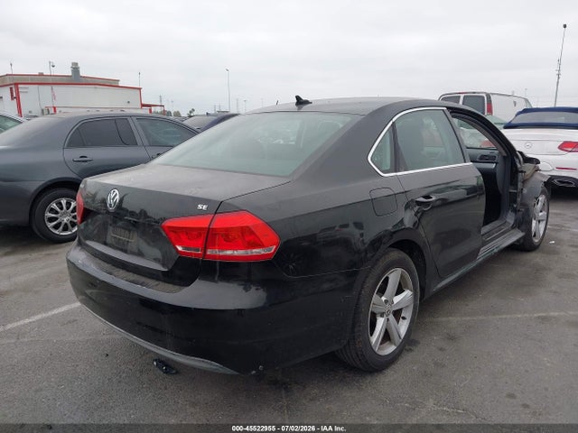 2013 Volkswagen Passat 2.5l Se მანქანა იყიდება აუქციონზე, vin: 1VWBP7A35DC118889, აუქციონის ნომერი: 45522955