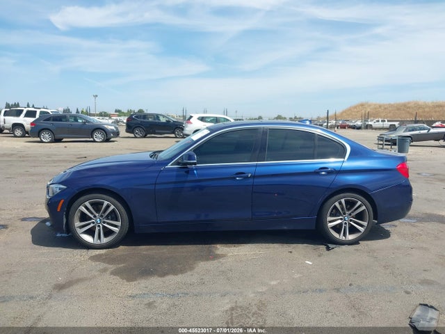 2017 Bmw 3 Series 330i მანქანა იყიდება აუქციონზე, vin: WBA8B9G36HNU52709, აუქციონის ნომერი: 45523017