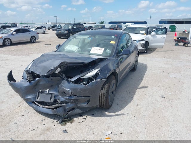 Tesla Model 3 Rear-wheel Drive 2023 5YJ3E1EA1PF400912 Image 2