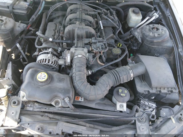 45523028 :رقم المزاد ، 1ZVFT80N865162432 vin ، 2006 Ford Mustang V6 مزاد بيع