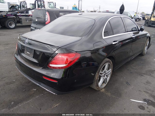 WDDZF4JB2JA457942 Mercedes-Benz E 300