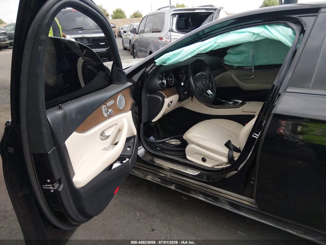 WDDZF4JB2JA457942 Mercedes-Benz E 300
