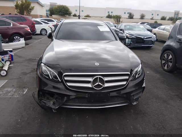 WDDZF4JB2JA457942 Mercedes-Benz E 300