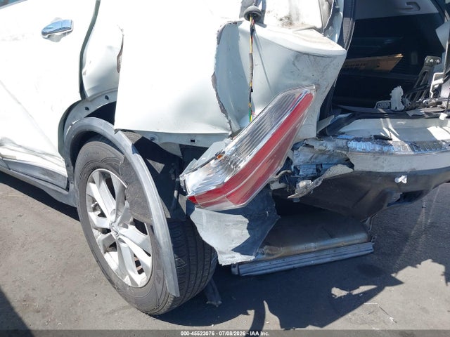 KNMAT2MT0GP596949 Nissan ROGUE SV