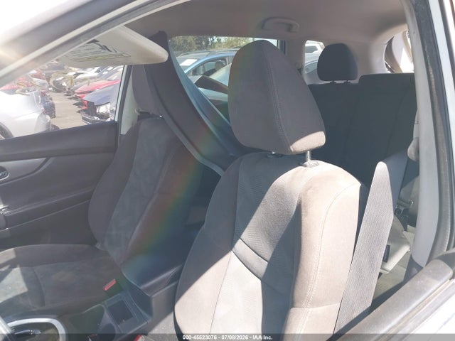 KNMAT2MT0GP596949 Nissan ROGUE SV