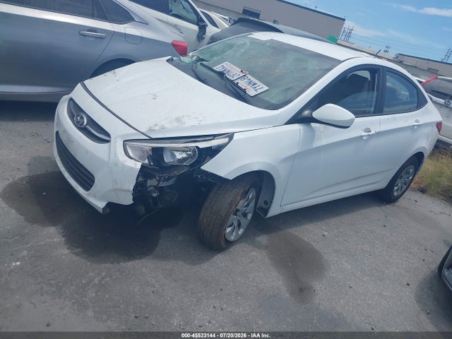 Hyundai ACCENT SE 2017 KMHCT4AEXHU265384 Image 2