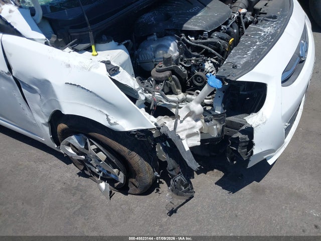 Hyundai ACCENT SE 2017 KMHCT4AEXHU265384 Image 6