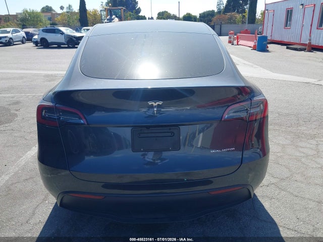 Продажа на аукционе авто 2025 Tesla Model Y Long Range Dual Motor All-wheel Drive, vin: 7SAYGDEE5SF285425, номер лота: 45523161