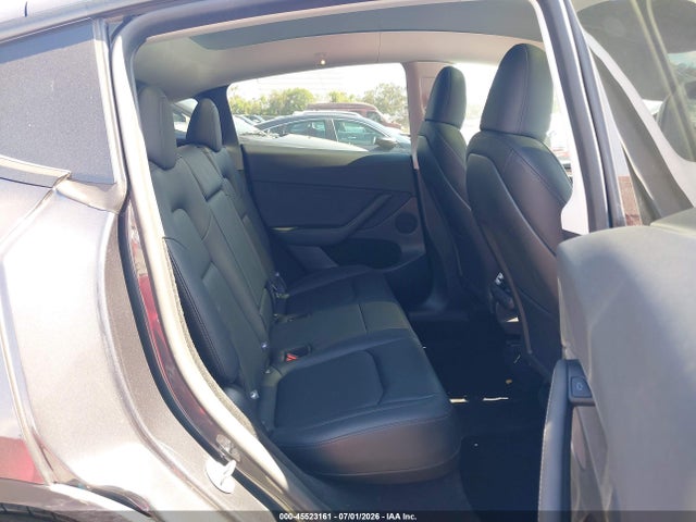 Продажа на аукционе авто 2025 Tesla Model Y Long Range Dual Motor All-wheel Drive, vin: 7SAYGDEE5SF285425, номер лота: 45523161