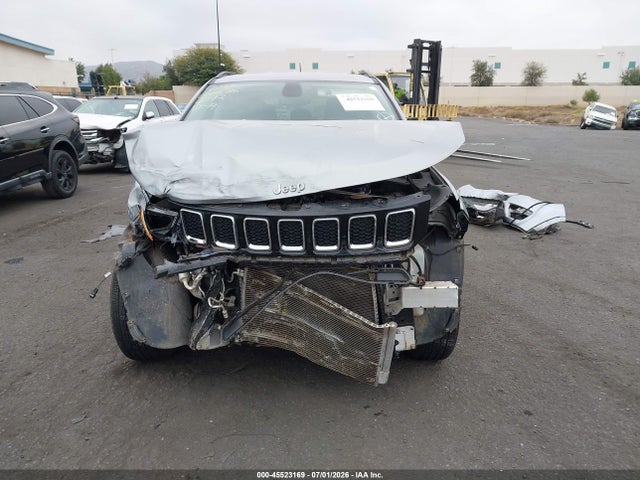 3C4NJCCB0LT128683 Jeep Compass Limited Fwd