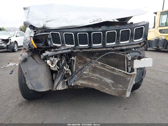 3C4NJCCB0LT128683 Jeep Compass Limited Fwd