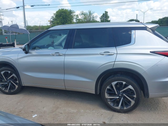2023 Mitsubishi Outlander Sel 2.5 2wd/sel Black Edition 2wd მანქანა იყიდება აუქციონზე, vin: JA4J3VA86PZ010156, აუქციონის ნომერი: 45523202
