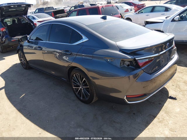 Lexus ES 300H 2022 58ADA1C14NU014089 Image 3