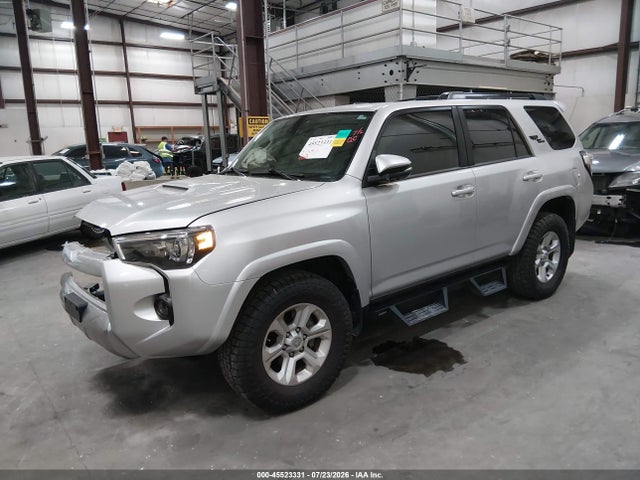 Toyota 4runner Trd Off Road Premium 2023 JTERU5JR9P6101367 Image 2