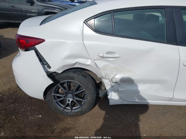 3MZBM1U72FM169949 Mazda Mazda3 I Sport