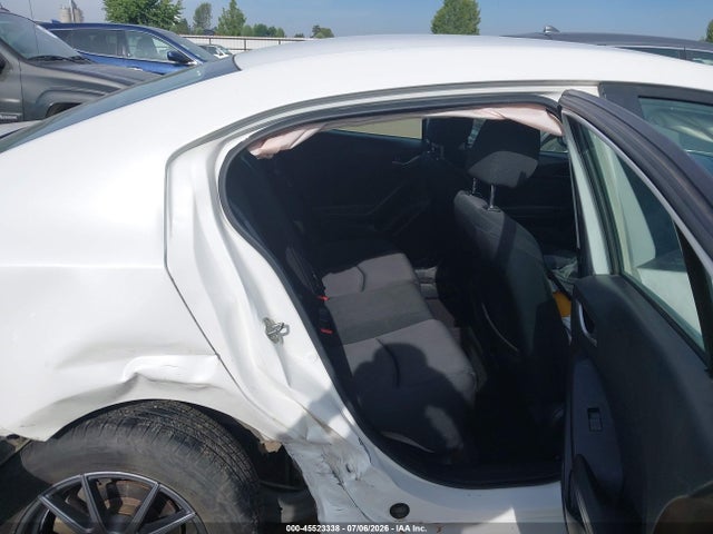 3MZBM1U72FM169949 Mazda Mazda3 I Sport