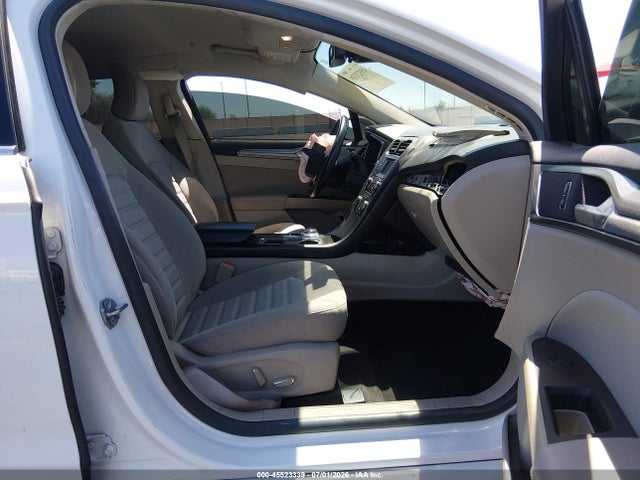 3FA6P0LU1JR261259 Ford Fusion Hybrid Se
