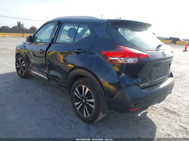 Nissan KICKS SR 2019 3N1CP5CU4KL471484 Image 3