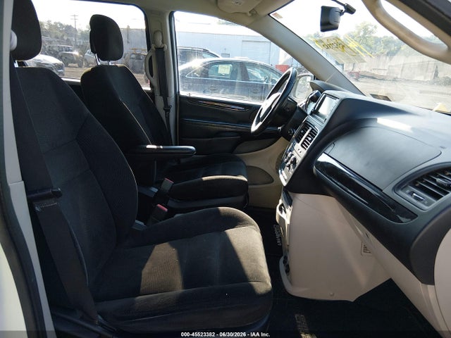 45523382 :رقم المزاد ، 2C4RDGBG1GR266741 vin ، 2016 Dodge Grand Caravan Se مزاد بيع