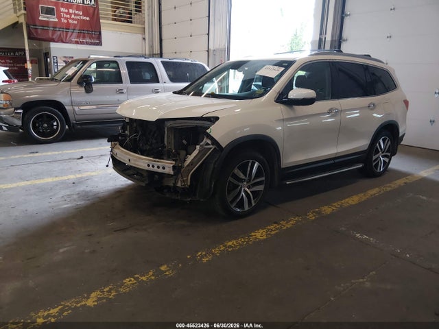 Honda Pilot Elite 2018 5FNYF6H08JB024154 Image 2