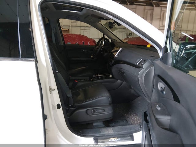 Honda Pilot Elite 2018 5FNYF6H08JB024154 Image 5