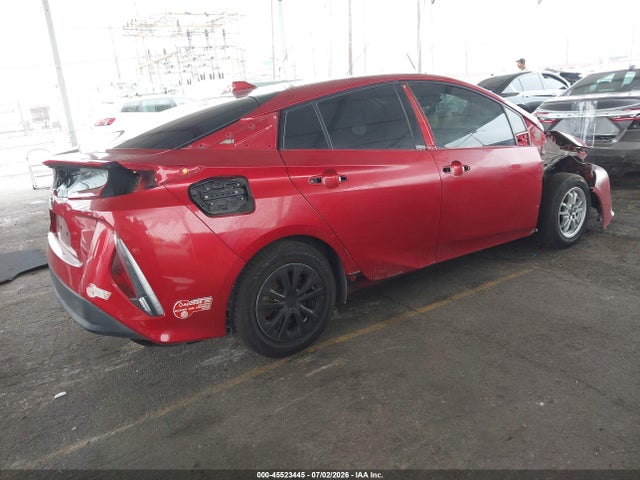 JTDKARFP8H3008839 Toyota Prius Prime Premium