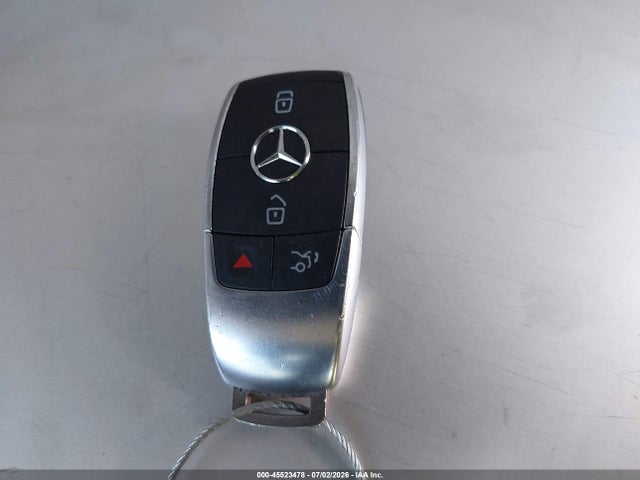 W1N4M4HB1NW204094 Mercedes-Benz Glb 250 4matic