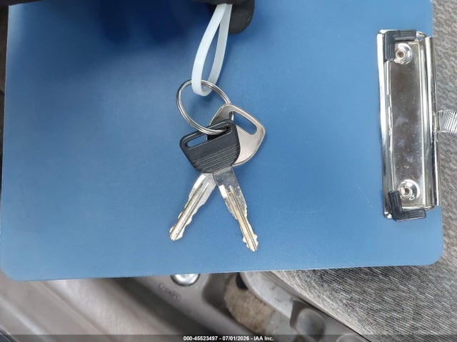 45523497 :رقم المزاد ، 2HGEJ6672YH505721 vin ، 2000 Honda Civic Lx مزاد بيع