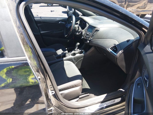 Chevrolet Cruze Lt Auto 2018 3G1BE6SM3JS607333 Image 5