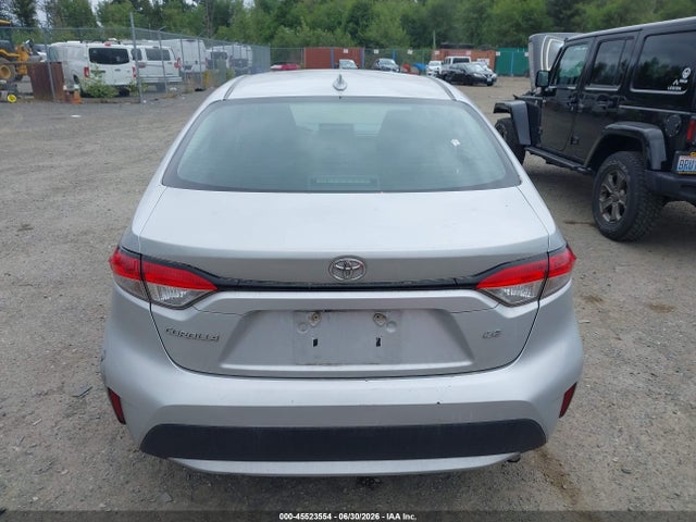 5YFEPRAE3LP090058 Toyota COROLLA LE