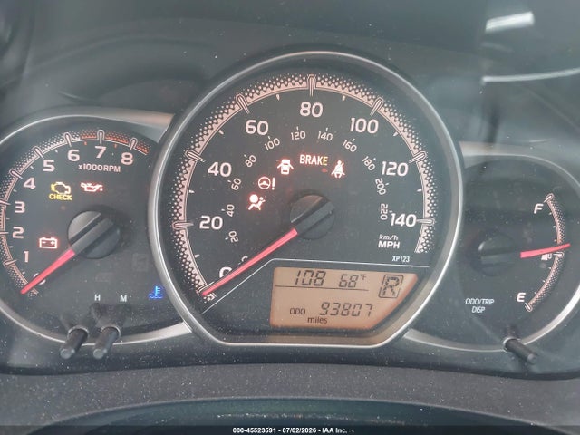 VNKKTUD37HA072211 Toyota YARIS LE
