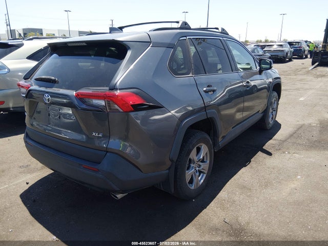 Toyota Rav4 Xle 2022 2T3W1RFVXNC177173 Image 4