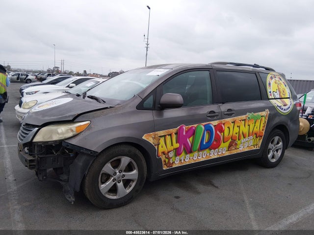 Продажа на аукционе авто 2011 Toyota Sienna Le V6, vin: 5TDKK3DC5BS174395, номер лота: 45523614