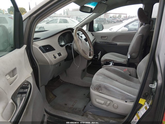 Продажа на аукционе авто 2011 Toyota Sienna Le V6, vin: 5TDKK3DC5BS174395, номер лота: 45523614