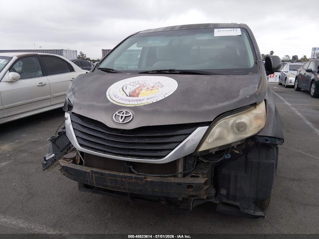Продажа на аукционе авто 2011 Toyota Sienna Le V6, vin: 5TDKK3DC5BS174395, номер лота: 45523614