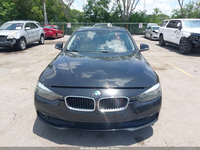 2017 Bmw 320i მანქანა იყიდება აუქციონზე, vin: WBA8E1G5XHNU12871, აუქციონის ნომერი: 45523619