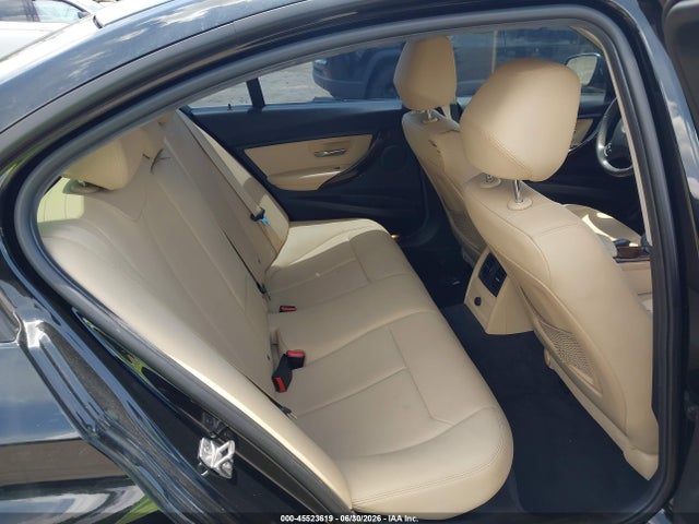 2017 Bmw 320i მანქანა იყიდება აუქციონზე, vin: WBA8E1G5XHNU12871, აუქციონის ნომერი: 45523619