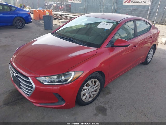 Hyundai ELANTRA SE 2018 5NPD74LF7JH395514 Image 2