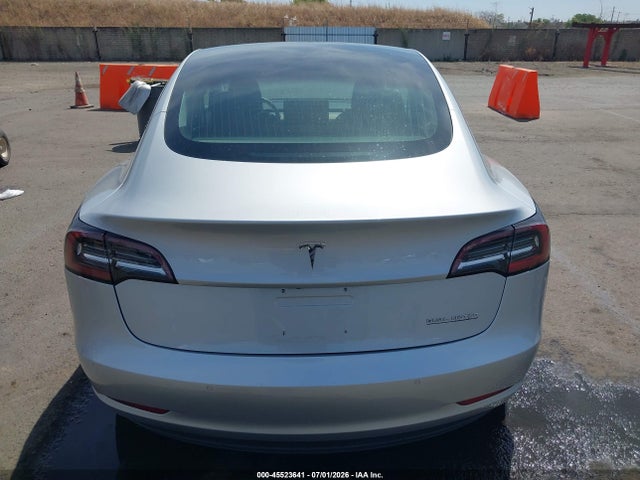 2018 Tesla Model 3 Long Range/performance მანქანა იყიდება აუქციონზე, vin: 5YJ3E1EB7JF091236, აუქციონის ნომერი: 45523641