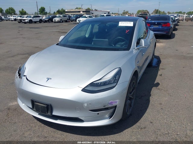 2018 Tesla Model 3 Long Range/performance მანქანა იყიდება აუქციონზე, vin: 5YJ3E1EB7JF091236, აუქციონის ნომერი: 45523641