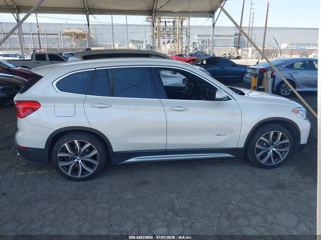 BMW X1 Xdrive28i 2016 WBXHT3C39G5E47320 Image 13
